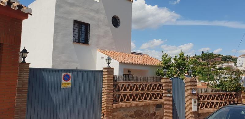 Foto f9c010a5-5d89-40ef-9e2b-81fc0b96405c. Casa adossada amb aparcament piscina a Fuente Alegre - El Chaparral - Los Morales Málaga