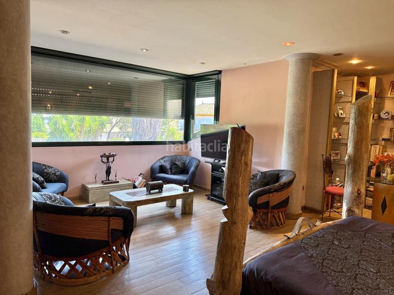 Foto 1ebd3b1e-bb78-445d-8184-d5f40c4452da. Chalet  independiente en venta en Gelves