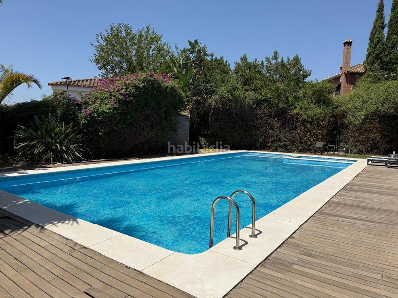 Foto 22915d1b-023a-4b95-9149-193a00445c89. Chalet  independiente en venta en Gelves