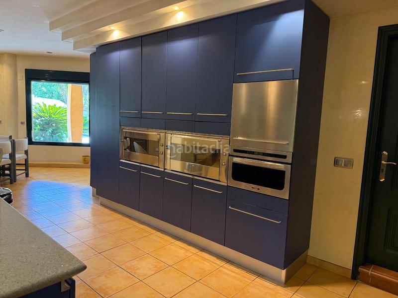 Foto 6c10df04-e09e-44a6-be70-df5331edf535. Chalet  independiente en venta en Gelves