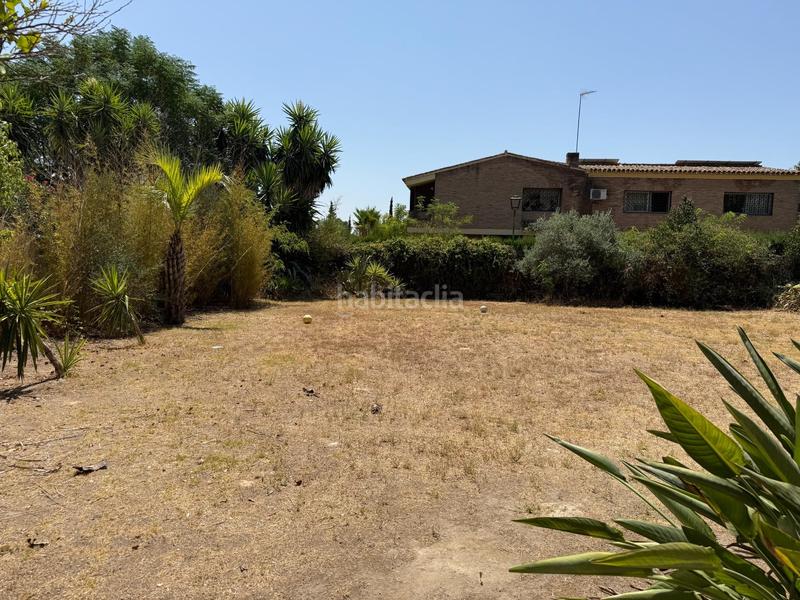 Foto 86ebbc3e-b847-47af-b363-16e8f3510091. Chalet  independiente en venta en Gelves