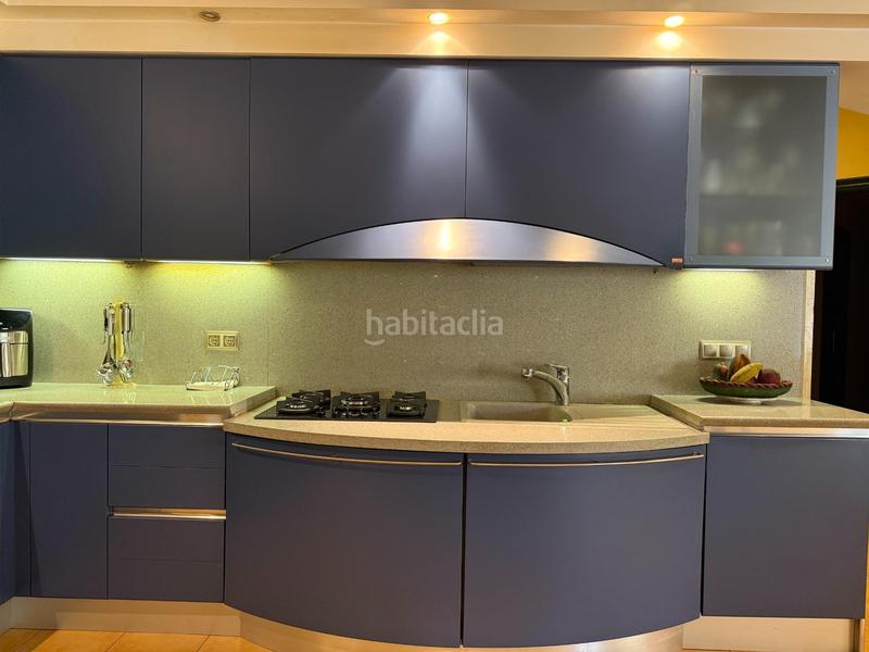 Foto be160278-39f7-4136-aa5e-bbfa1bdb8aea. Chalet  independiente en venta en Gelves