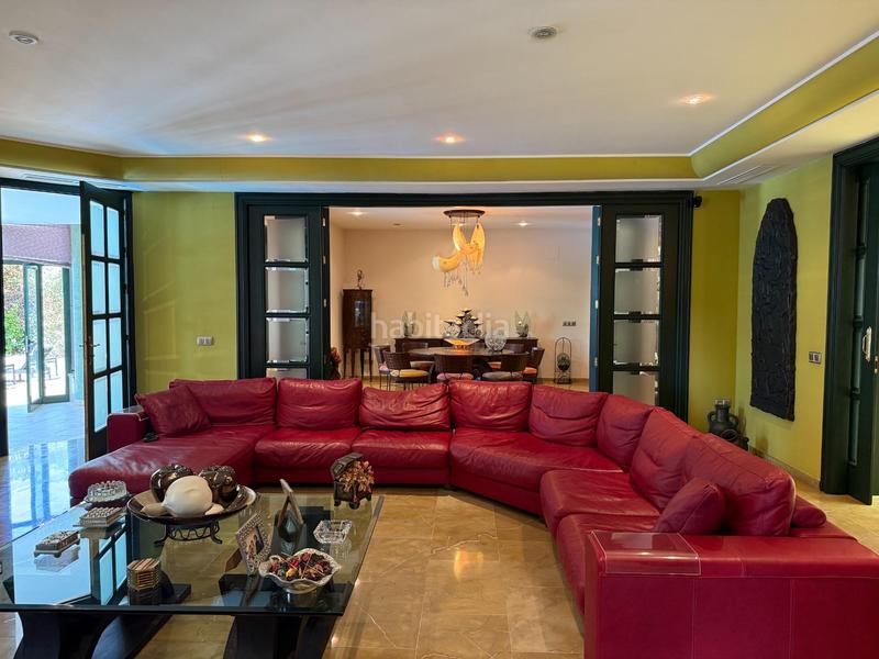 Foto c6be1831-77ae-423a-8228-a27fe5600b3c. Chalet  independiente en venta en Gelves