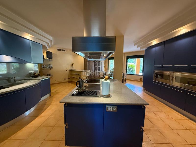 Foto deda98b3-76e1-459a-8ea0-c6891c7472e9. Chalet  independiente en venta en Gelves