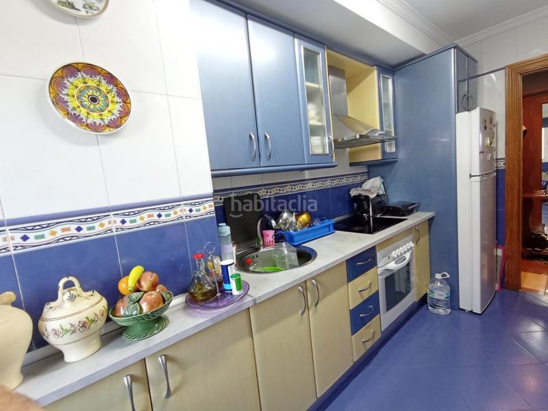 Foto b5bdc0e3-2df6-4704-bb0a-2ca162a8a39a. Pis a Parque Ayala - Jardín de la Abadía - Huelín Málaga