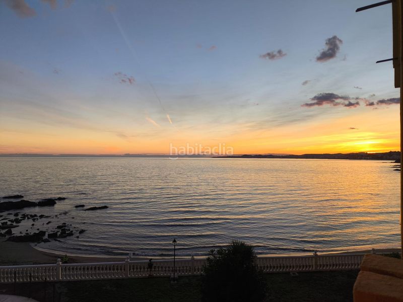 Foto 0c2827e0-3230-4e3d-a5ec-c9ea7d89b2fd. Piso vivienda única en primerísima línea con vistas de crucero en Benalmádena