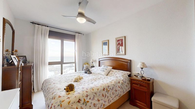 Foto 173d36cf-af4b-457a-b45f-0d1f44cee2a1. Piso vivienda única en primerísima línea con vistas de crucero en Benalmádena