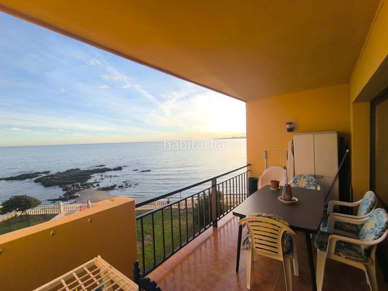 Foto 28c3216d-f9ba-4b51-ba3b-a989dfe27794. Piso vivienda única en primerísima línea con vistas de crucero en Benalmádena