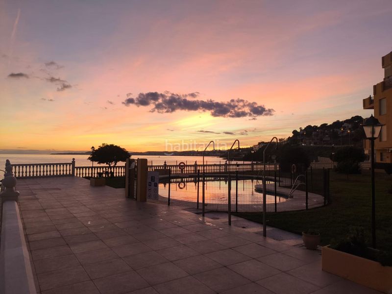 Foto 361c2c0a-797a-49c5-8337-88240aecc263. Piso vivienda única en primerísima línea con vistas de crucero en Benalmádena