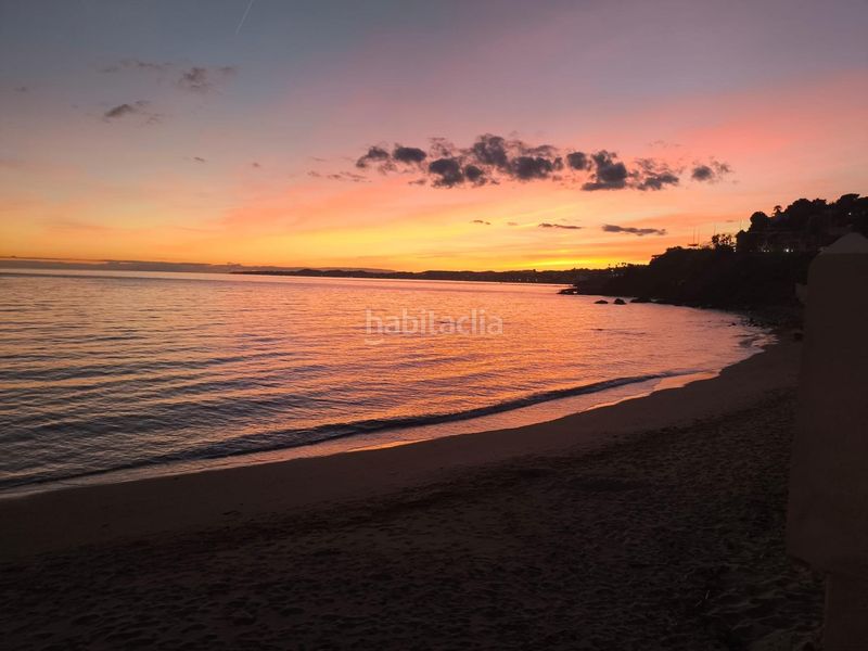 Foto 8e34bee4-db41-4680-b5b2-ac3bb64c03b6. Piso vivienda única en primerísima línea con vistas de crucero en Benalmádena