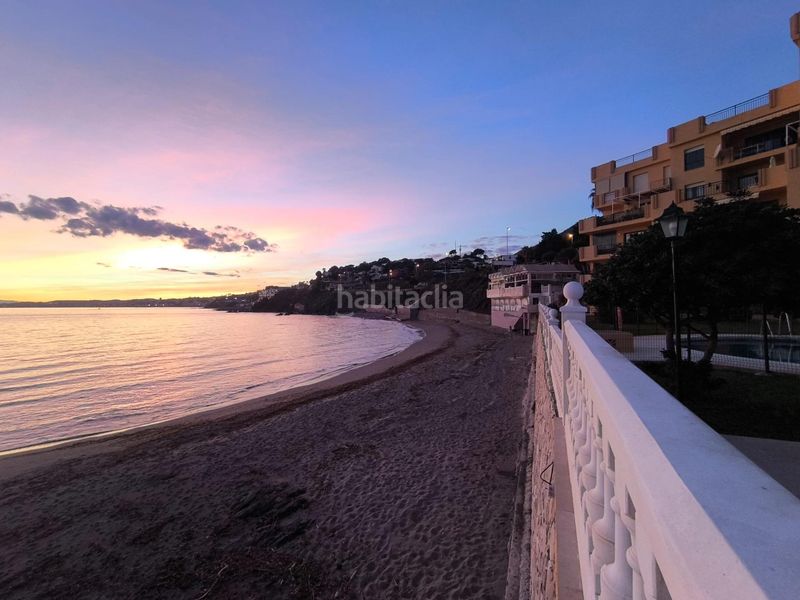 Foto b1383234-374d-4025-9352-b4947549c270. Piso vivienda única en primerísima línea con vistas de crucero en Benalmádena