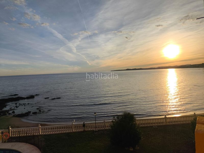Foto b297309b-8684-43e9-99be-6d5b2a1dde04. Piso vivienda única en primerísima línea con vistas de crucero en Benalmádena