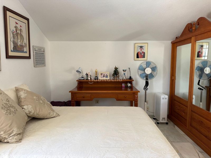 Foto 98aee152-f230-4490-8f47-35b1f313b753. Casa aparellada amb calefacció aparcament piscina a Málaga