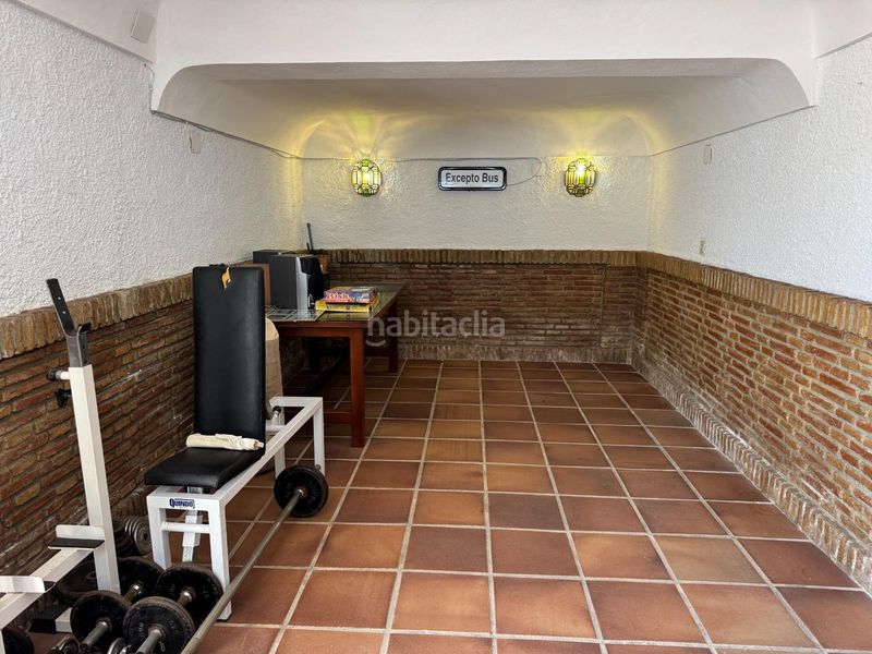 Foto c7b738b3-b983-49c7-8405-69beef153050. Casa aparellada amb calefacció aparcament piscina a Málaga