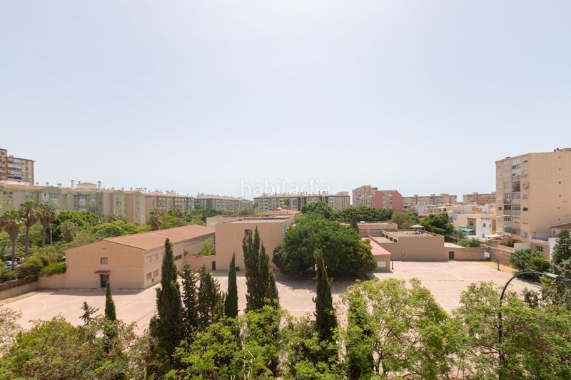 Foto 02806bab-80b7-4626-a5bf-62882df86d38. Pis a Parque Ayala - Jardín de la Abadía - Huelín Málaga