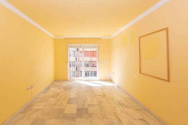 Foto f5c4be4f-d7a1-4cf2-954b-112adb8a4efc. Piso  en Centro ciudad Fuengirola