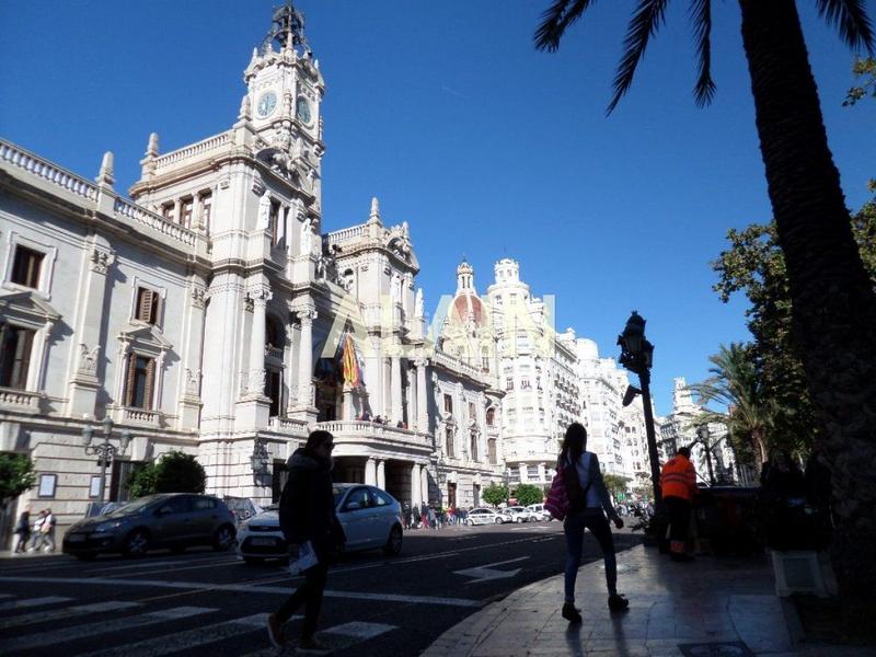Foto 6a498f08-c64e-4d8a-bddb-569364186782. Miete etagenwohnung in Sant Francesc Valencia