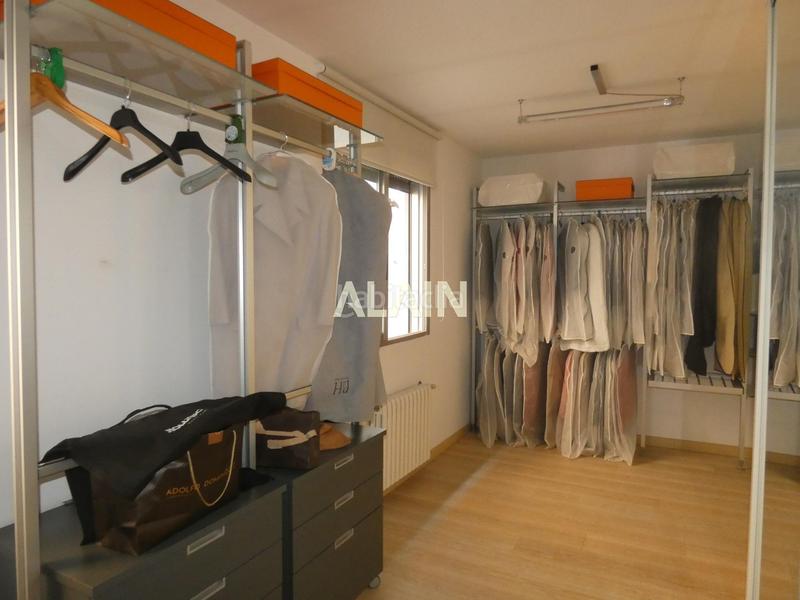 Foto 3c90c921-5d37-4ad2-ab92-ef9727ed8422. Piso  de lujo en el centro junto ayuntamiento en Valencia