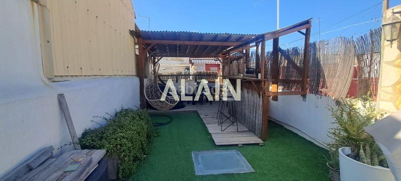 Foto 4b217e2c-b453-4698-b1b9-2708593534dd. Casa con riscaldamento in Centro Ciudad Manises