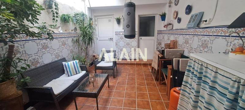 Foto d814209e-cbfd-4126-ac21-47d9786291d8. Casa con riscaldamento in Centro Ciudad Manises