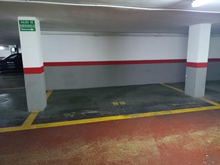 Aparcament cotxe a El Pla del Remei. Plaza de garaje  en isabel la católica