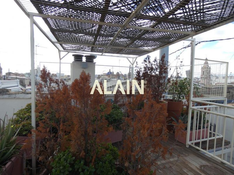 Foto 9d2968bf-6d08-490a-990e-898bff3ac7af. Ático espectacular atico duplex en el centro en La Seu Valencia