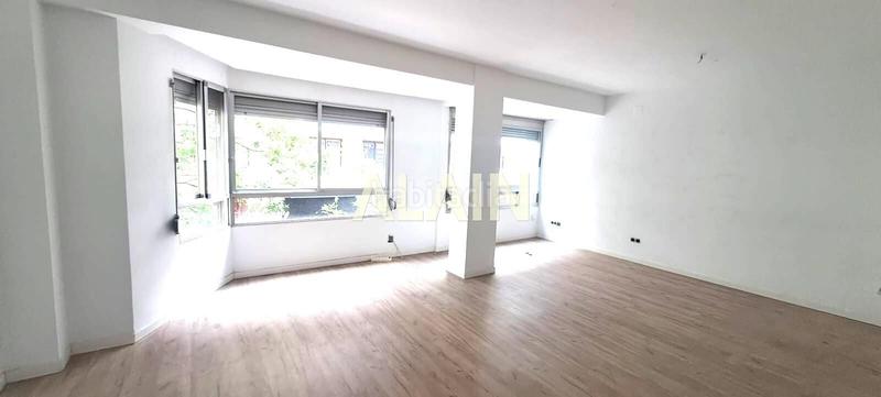 Foto 66aefea4-e756-44ac-8903-781638a2f6c1. Appartement avec parking dans Gran Via Valencia