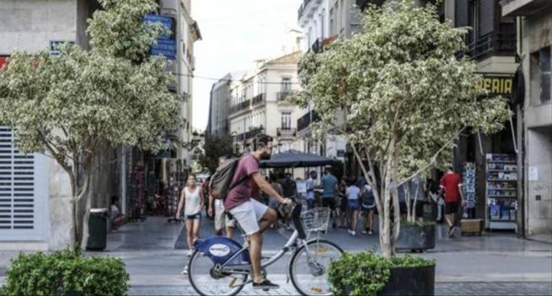 Foto 698dbff9-cb24-44f2-a800-7bc08f5773c9. Traspaso local comercial en Sant Francesc Valencia