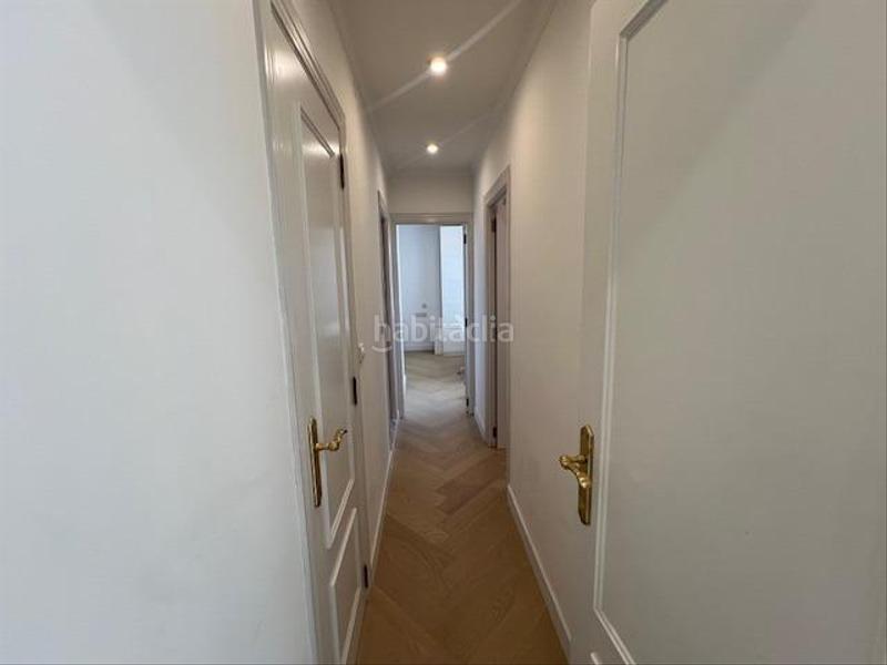 Foto 041fe1c9-86d6-4cf0-93eb-26ddd6c5c8bc. Piso gran vivienda en venta en calle colon en Sant Francesc Valencia