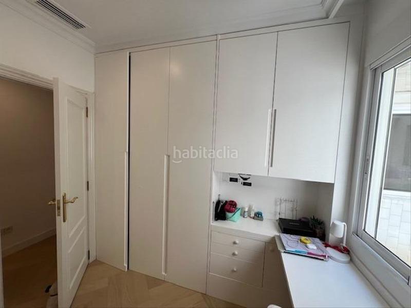 Foto 36ecc9d5-c0dd-4dd8-bed8-fa1e64efc17a. Piso gran vivienda en venta en calle colon en Sant Francesc Valencia