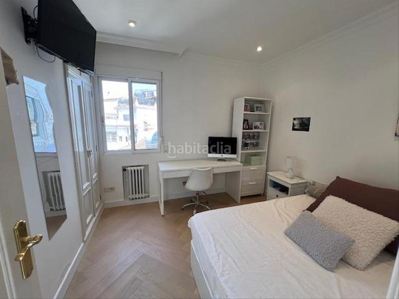 Foto 5008acc9-d729-4791-9604-f8a33e521d0c. Piso gran vivienda en venta en calle colon en Sant Francesc Valencia