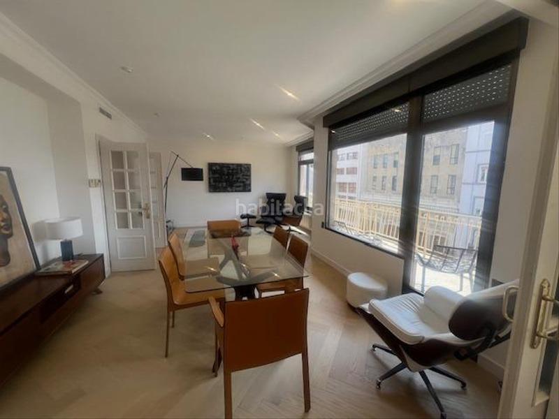 Foto e1dc8cf0-cc90-4537-8248-3a551e3b7d13. Piso gran vivienda en venta en calle colon en Sant Francesc Valencia