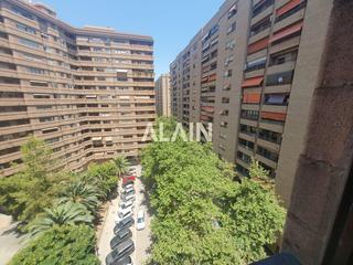 Lloguer Pis  Calle belgica. Precioso y luminoso apartamento reformado exterior