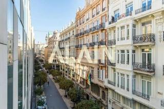 Appartement  Calle calle ruzafa. Piso en venta junto plaza ayuntamiento valencia
