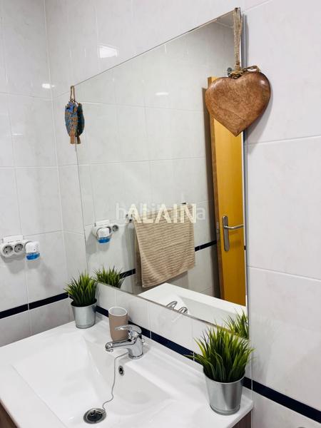 Foto 030dd0cb-8b91-4903-b10c-5db5d474bf10. Lloguer apartament amb aparcament a El Cabanyal-El Canyamelar Valencia