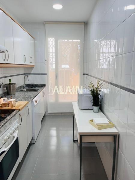 Foto fecb324b-0960-4f03-8760-8315c7b37027. Lloguer apartament amb aparcament a El Cabanyal-El Canyamelar Valencia