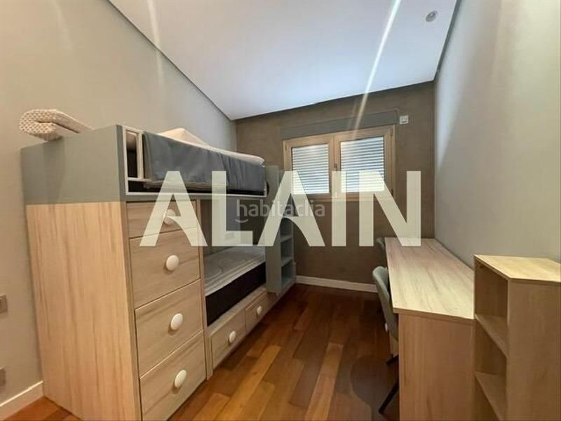 Foto 10b34d08-1c0a-438d-a640-adb065c0ad1d. Rent penthouse with parking in Sant Francesc Valencia