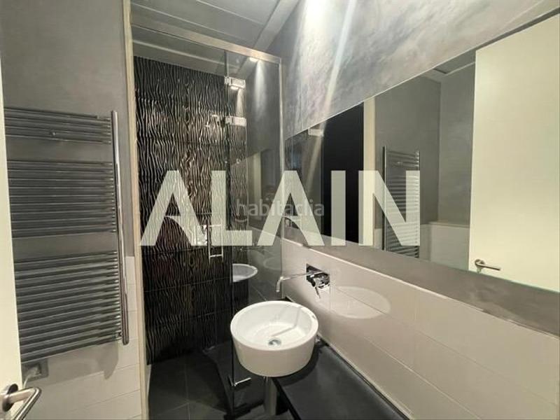 Foto 8d4fa514-53eb-4d02-8fd2-5f553144e44e. Rent penthouse with parking in Sant Francesc Valencia