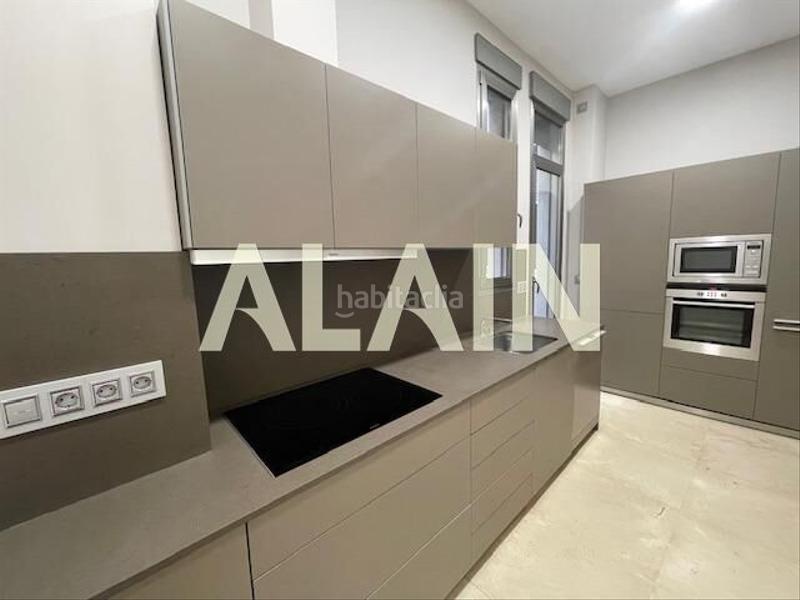 Foto abaf9f38-0a10-42ae-b93e-1196d1d89702. Location appartement avec parking dans Sant Francesc Valencia