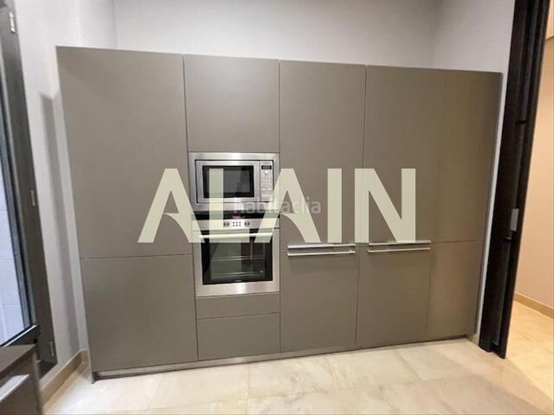 Foto ca9f3e26-9c6c-4db1-abc5-85963360a03c. Location appartement avec parking dans Sant Francesc Valencia