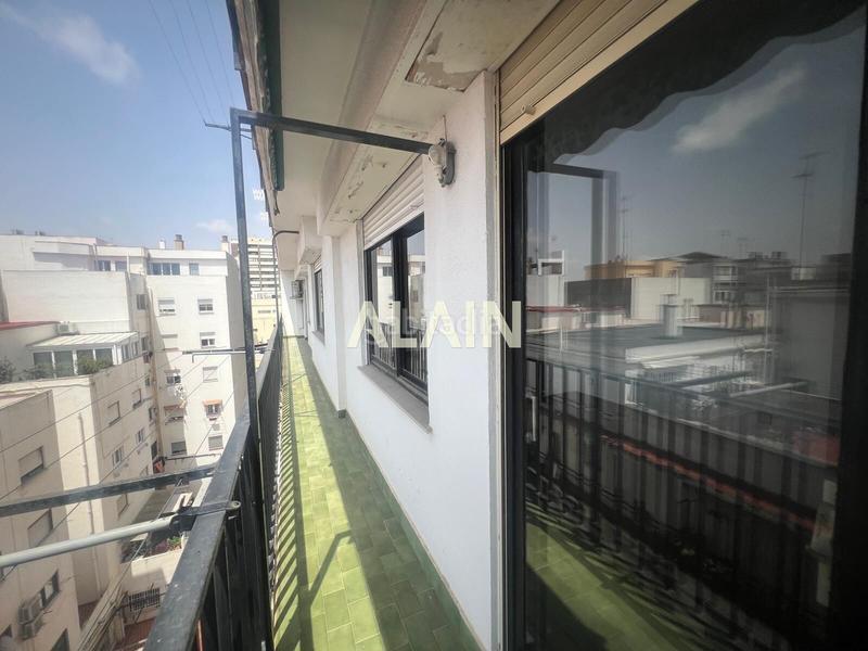 Foto 0132f296-f7cd-4aea-b0c7-28b5ebe51bb1. Appartement avec chauffage parking dans Exposició Valencia