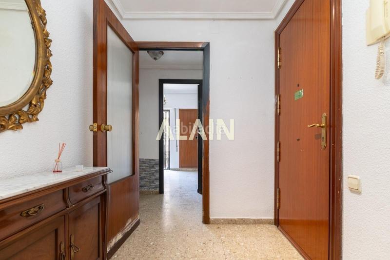 Foto 3799fe0e-b9e7-4317-aaf9-3b858aafe429. Pis amb aparcament a El Botànic Valencia