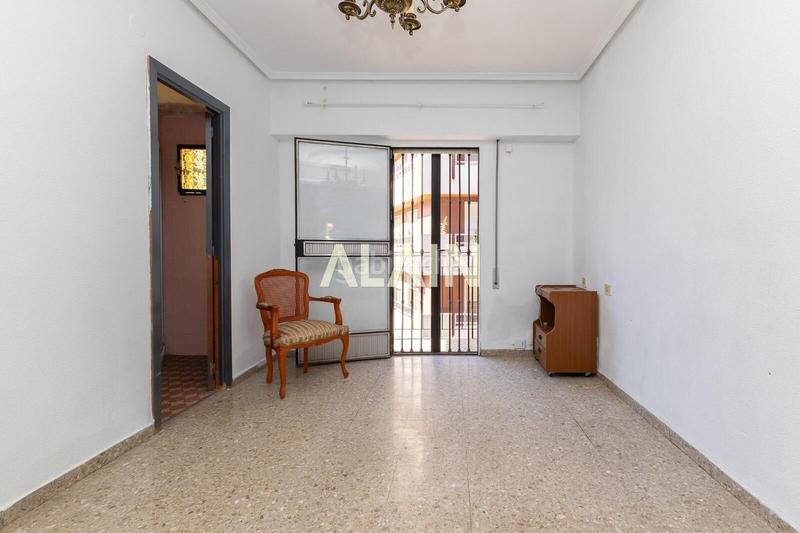 Foto 3cb096db-0308-4075-9744-bceedbc7b88a. Pis amb aparcament a El Botànic Valencia