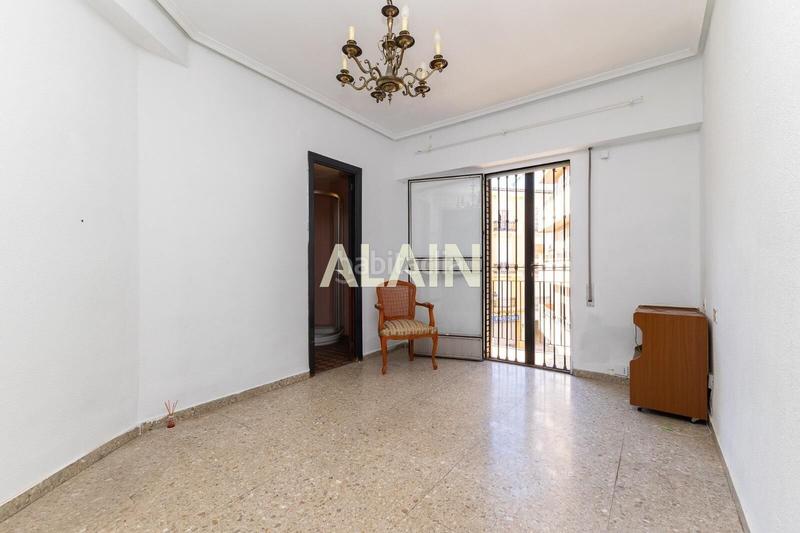 Foto 760342a8-1e8c-4ac4-ae8f-7ea23bc63622. Pis amb aparcament a El Botànic Valencia