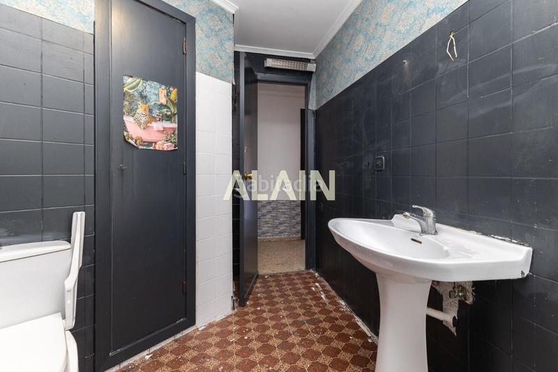 Foto c5523b11-b466-49c4-971b-cf9bc30bdb7d. Pis amb aparcament a El Botànic Valencia