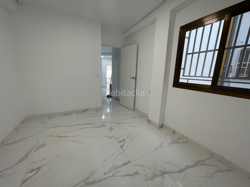 Piso vivienda junto fernando católico y calle espinosa en Valencia - Imagen 13