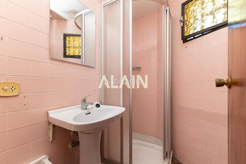 Foto f50897bb-ba93-4472-8ef2-383ac650c72b. Pis amb aparcament a El Botànic Valencia