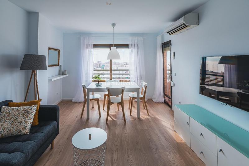 Foto d710cf9d-842d-45e7-be52-96d323d7d00b. Pis a Mestalla Valencia