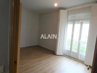 Appartement à El Pla del Remei. Estupendo piso en venta en mercado de colon