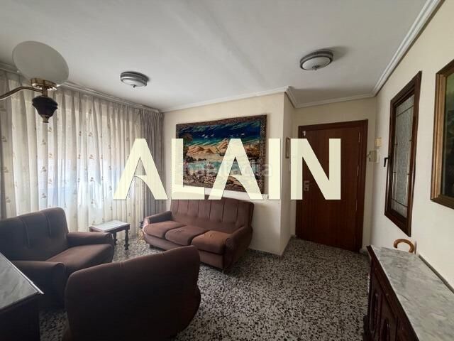 Piso vivienda junto a la playa en avenida del puerto en Valencia - Imagen 7